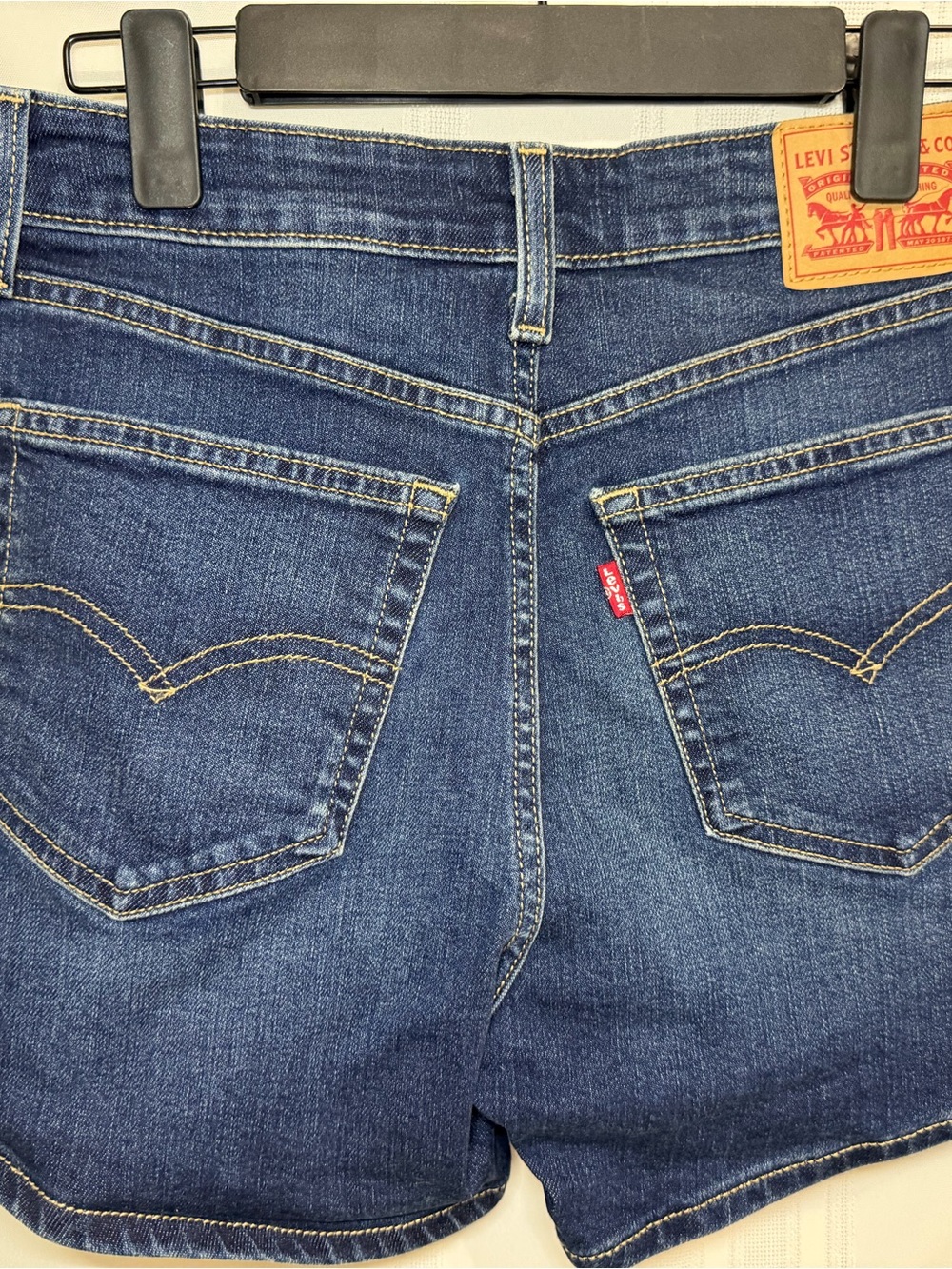 Levi Strauss Women's Size 28 Blue Jean Shorts Levi's Comfy Denim Summer
